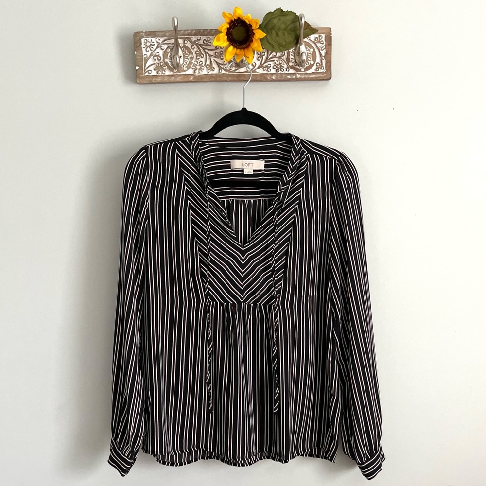 LOFT Women’s Striped Tie Neck Chiffon Top-Size Small